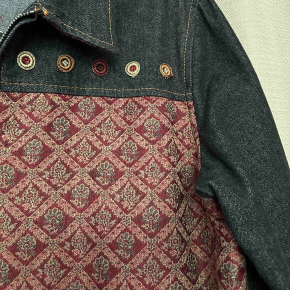 Womens Chico's Design Jean Jacket Size 1 EUC - Picture 4 of 6